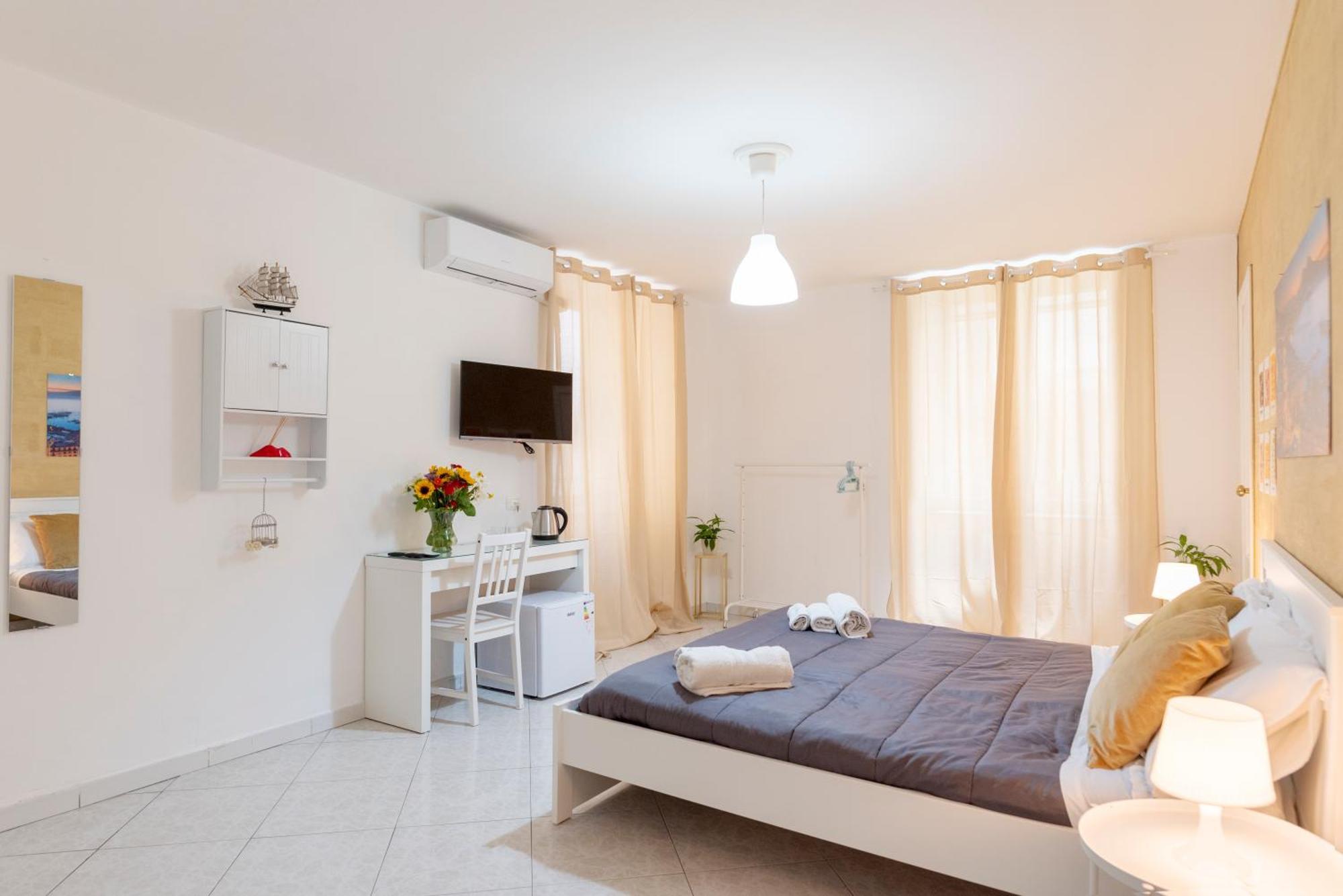 Napoli Centro, Dm Suites Ngoại thất bức ảnh