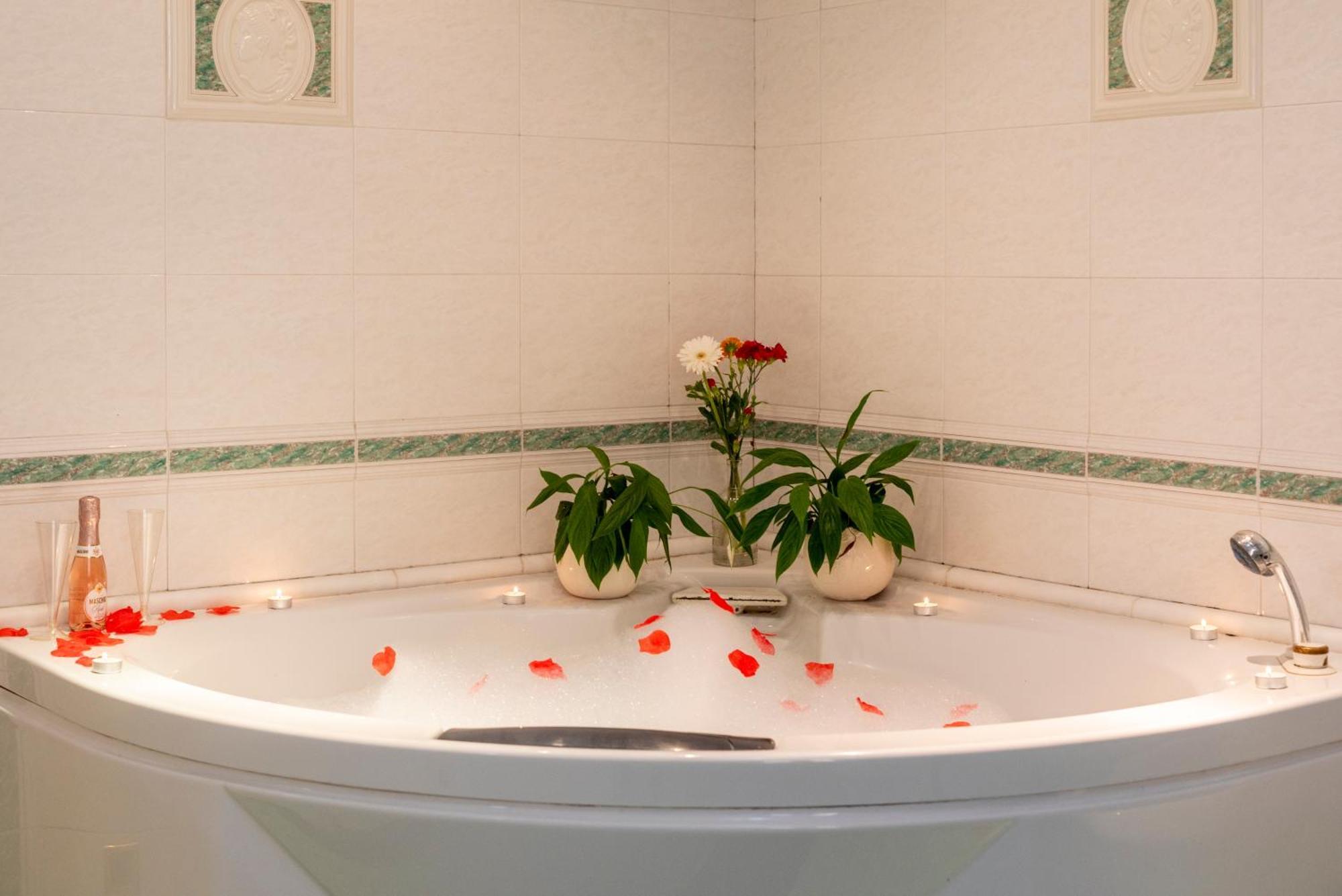 Napoli Centro, Dm Suites Ngoại thất bức ảnh