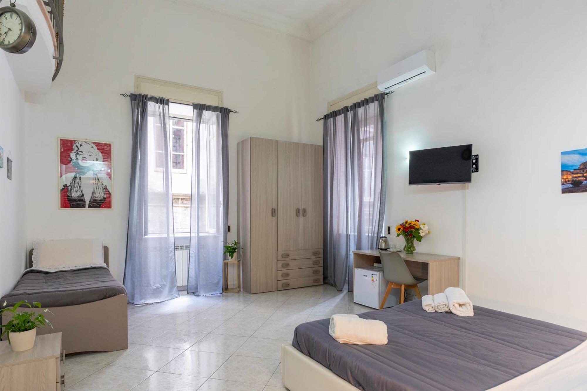 Napoli Centro, Dm Suites Ngoại thất bức ảnh