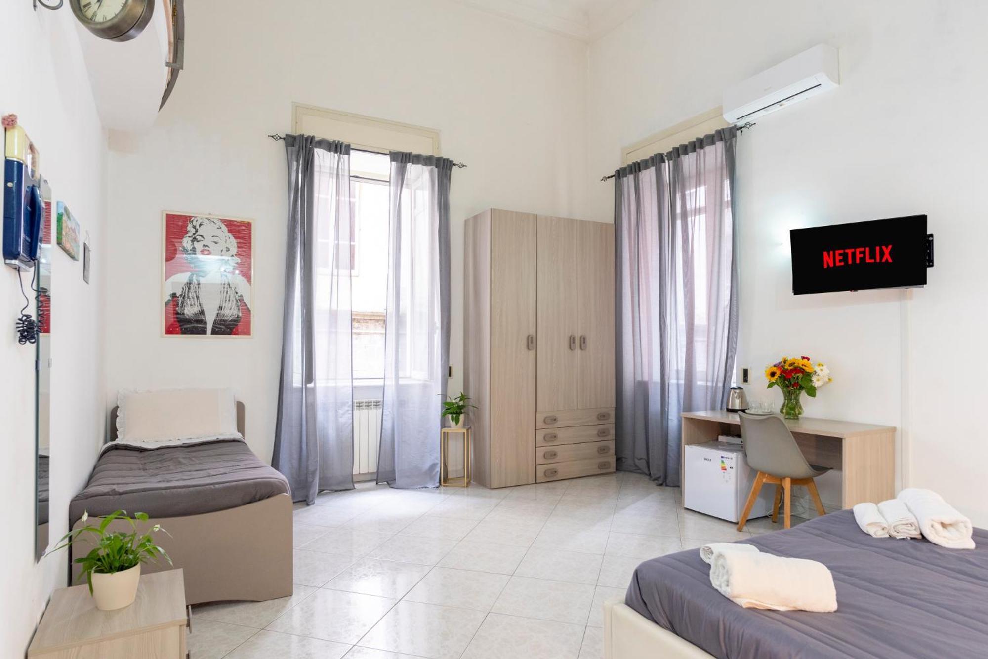Napoli Centro, Dm Suites Ngoại thất bức ảnh