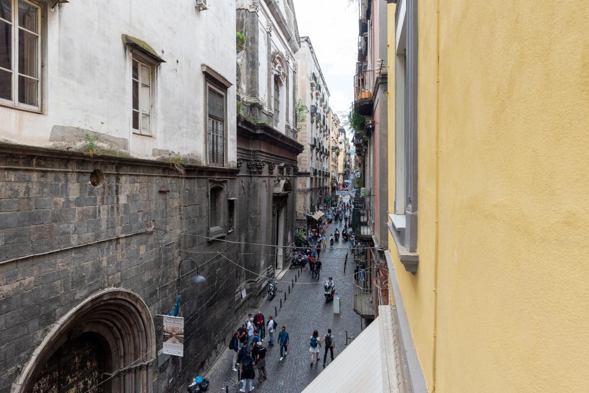 Napoli Centro, Dm Suites Ngoại thất bức ảnh