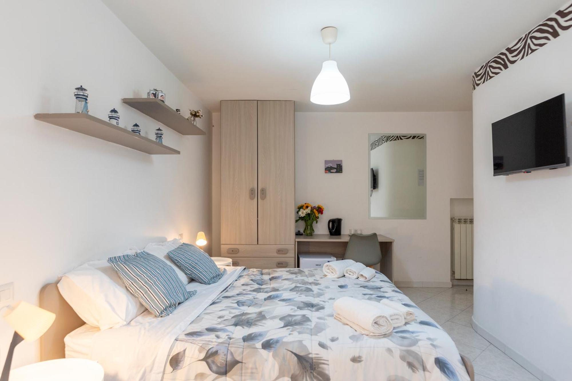 Napoli Centro, Dm Suites Ngoại thất bức ảnh