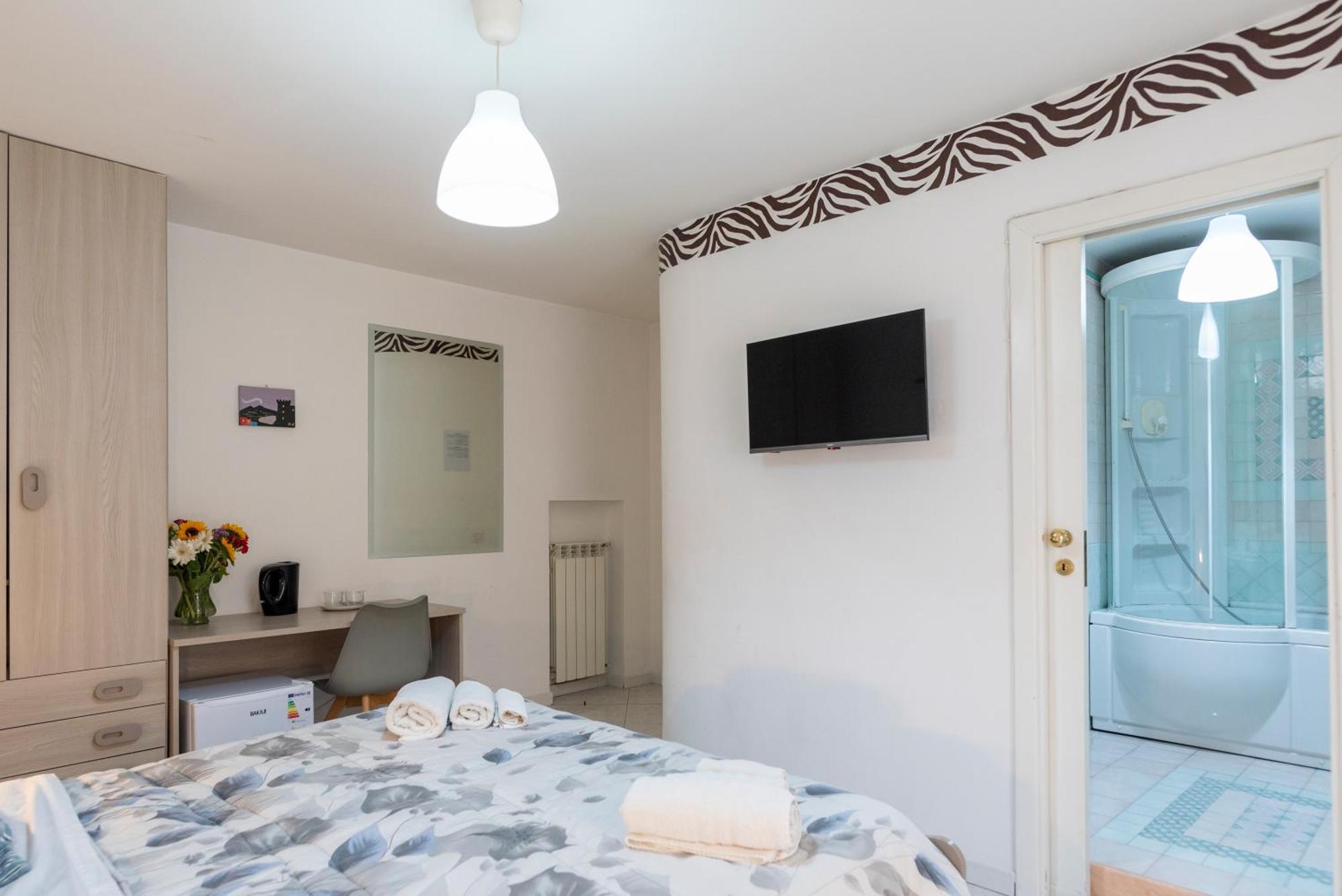 Napoli Centro, Dm Suites Ngoại thất bức ảnh