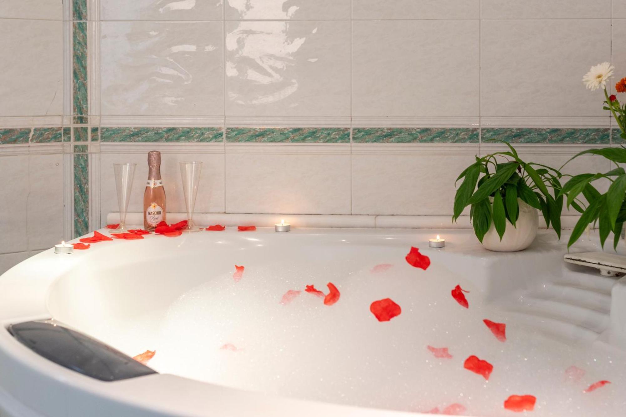 Napoli Centro, Dm Suites Ngoại thất bức ảnh