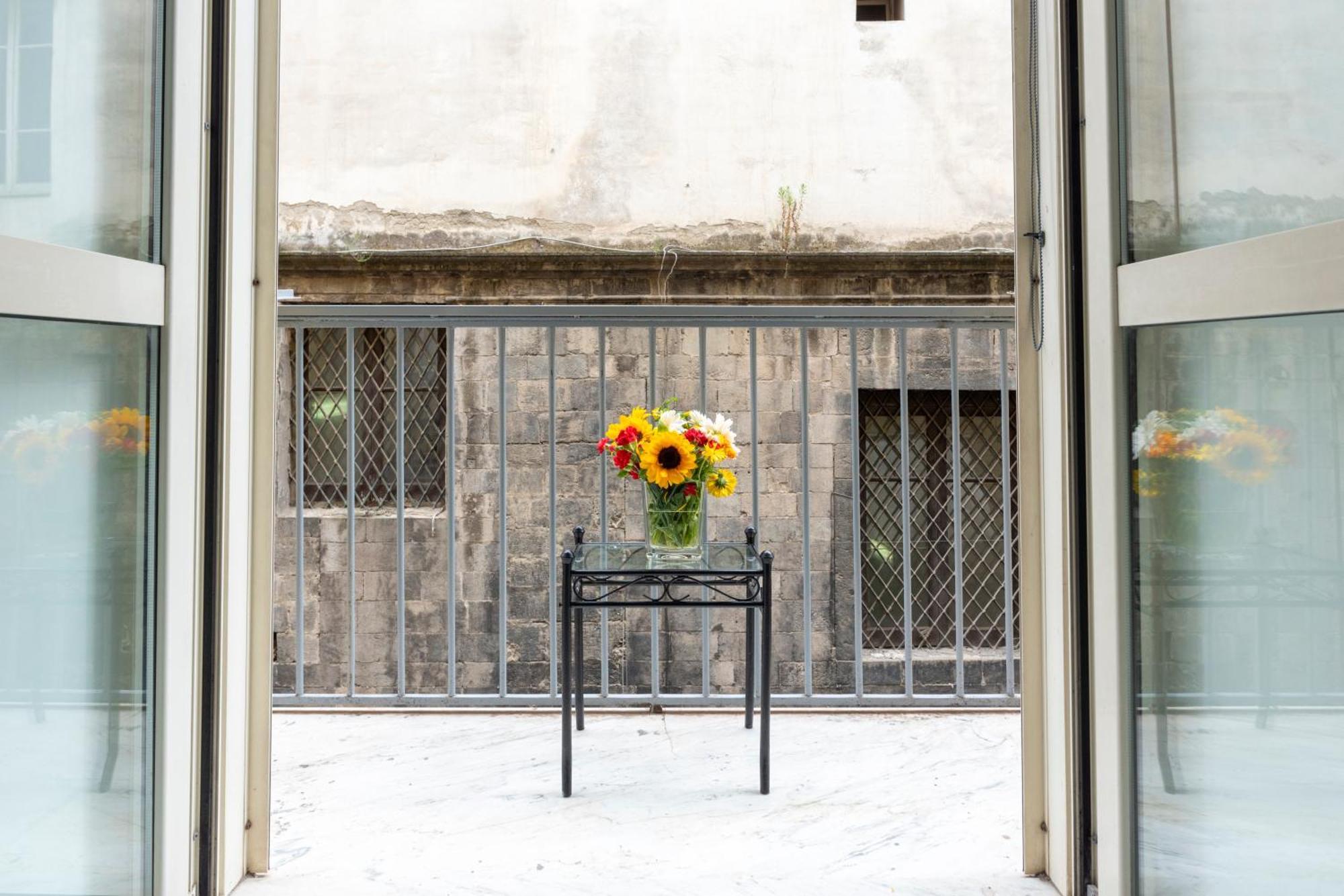 Napoli Centro, Dm Suites Ngoại thất bức ảnh